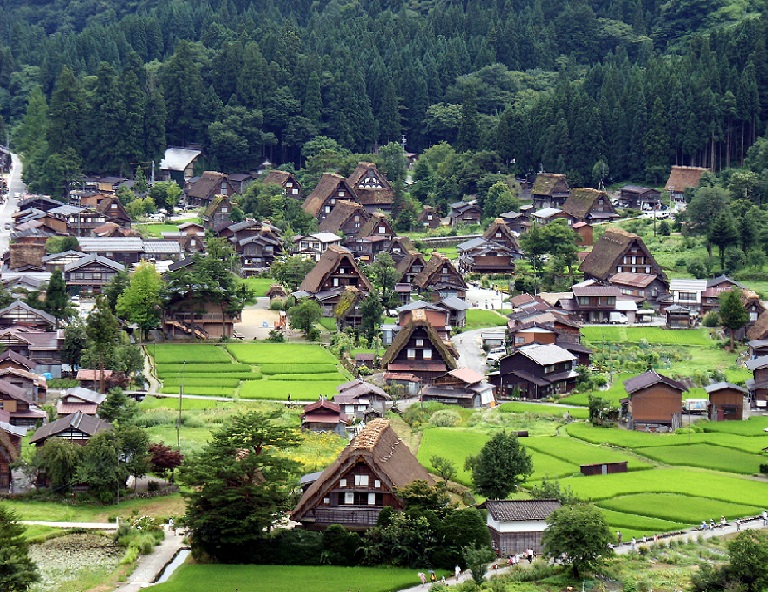 【日本好久不見】童話合掌村、庄川峽遊船、兼六園、飛驒高山、溫泉 4天